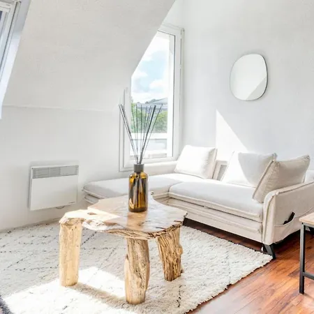 Διαμέρισμα Charming Duplex In *